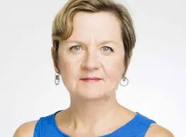 Laurie Postlewate
